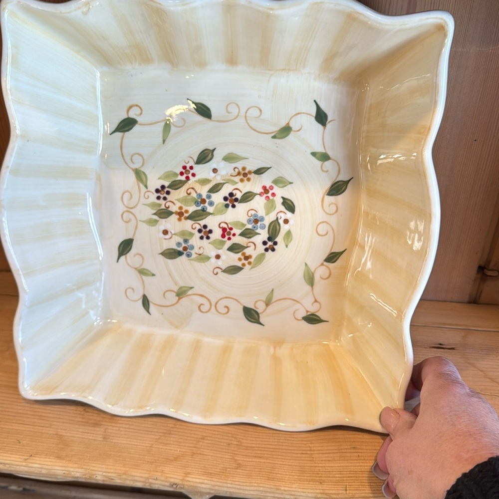 Temp-tations Petals large pottery casserole serving dish with metal leaf holder